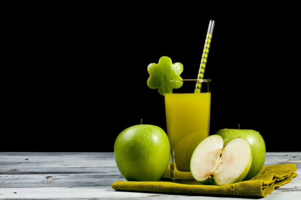 Nước ép táo mang lại nhiều lợi ích cho cơ thể